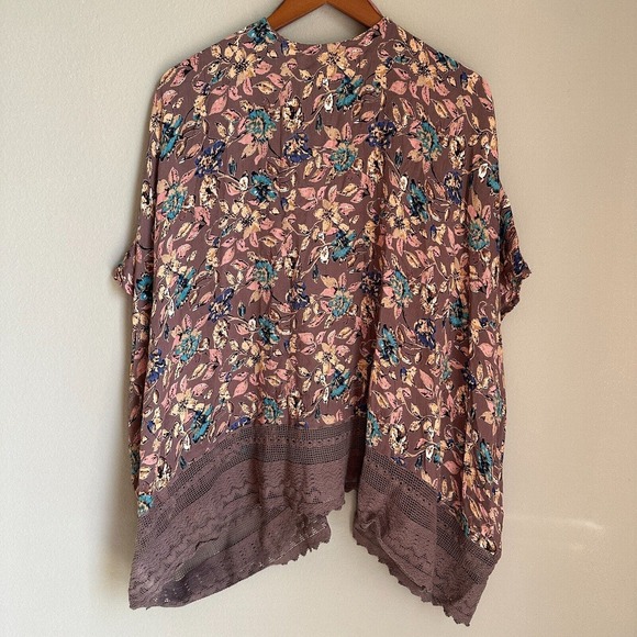 Angie Open Front Short Sleeve Rayon Kimono Cardigan Purple Boho Floral Women's M - Picture 5 of 8